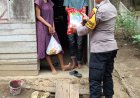 Bhabinkamtibmas Dharmasraya Salurkan Zakat ke Warga Berekonomi Terbatas, Perkuat Kepedulian Sosial Polri